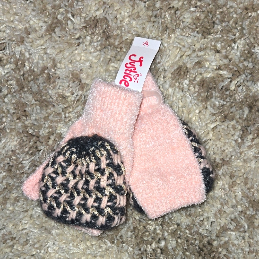 New With Tags . Justice Cozy Pink and Black Mittens for Kids